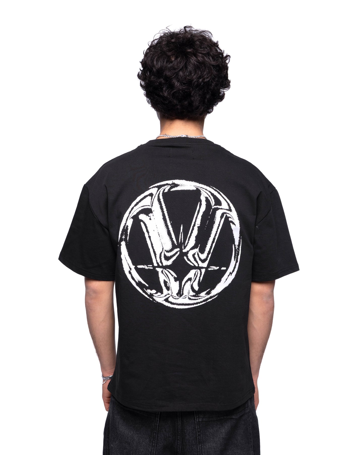 BLACK IRON TEE