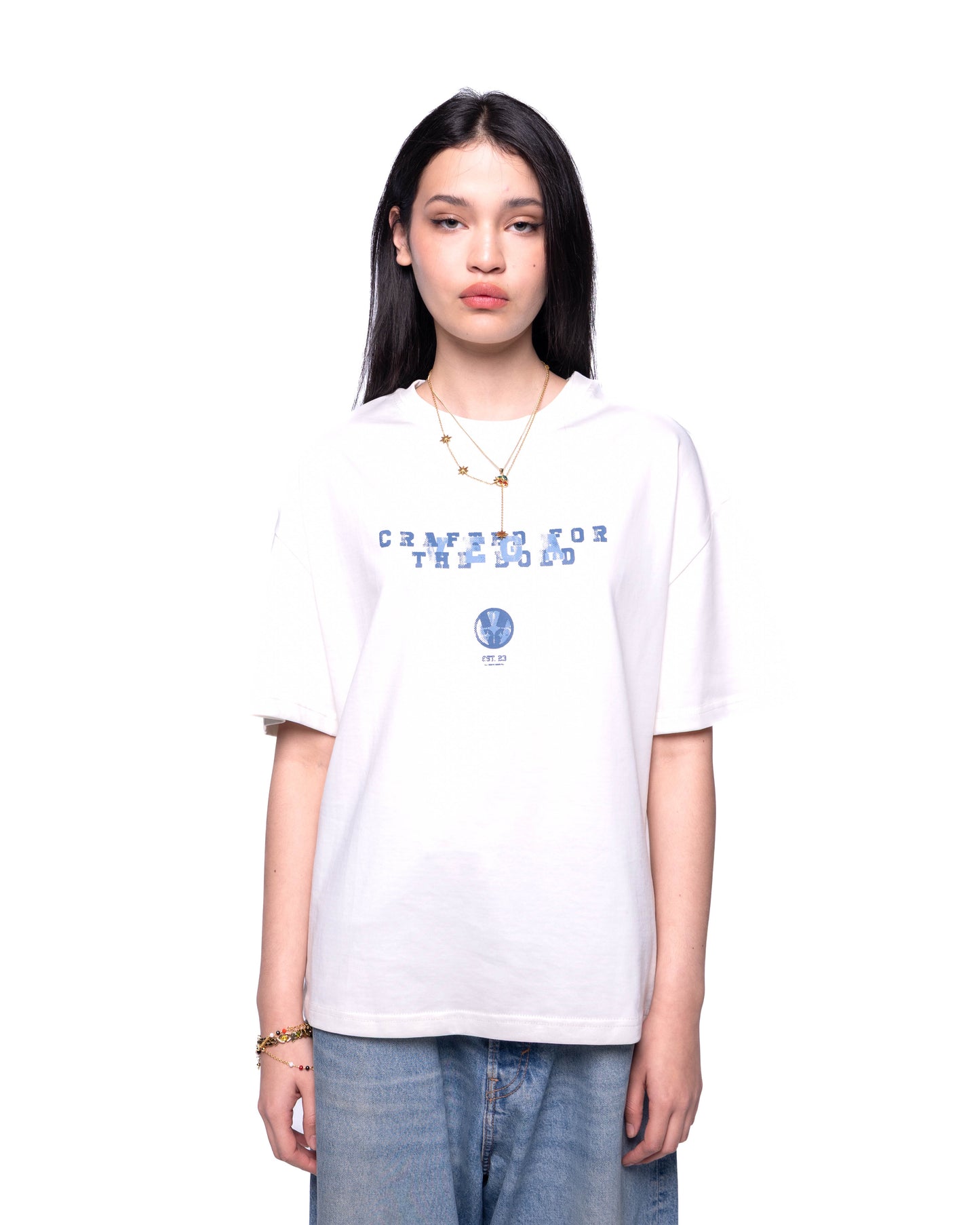 WHITE SLOGAN TEE