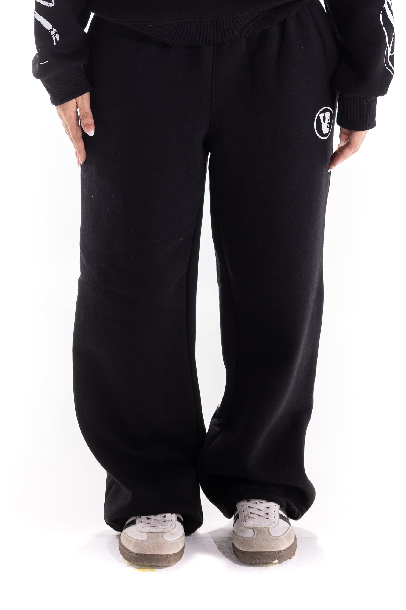 BLACK AUTHENTICS SWEATPANTS