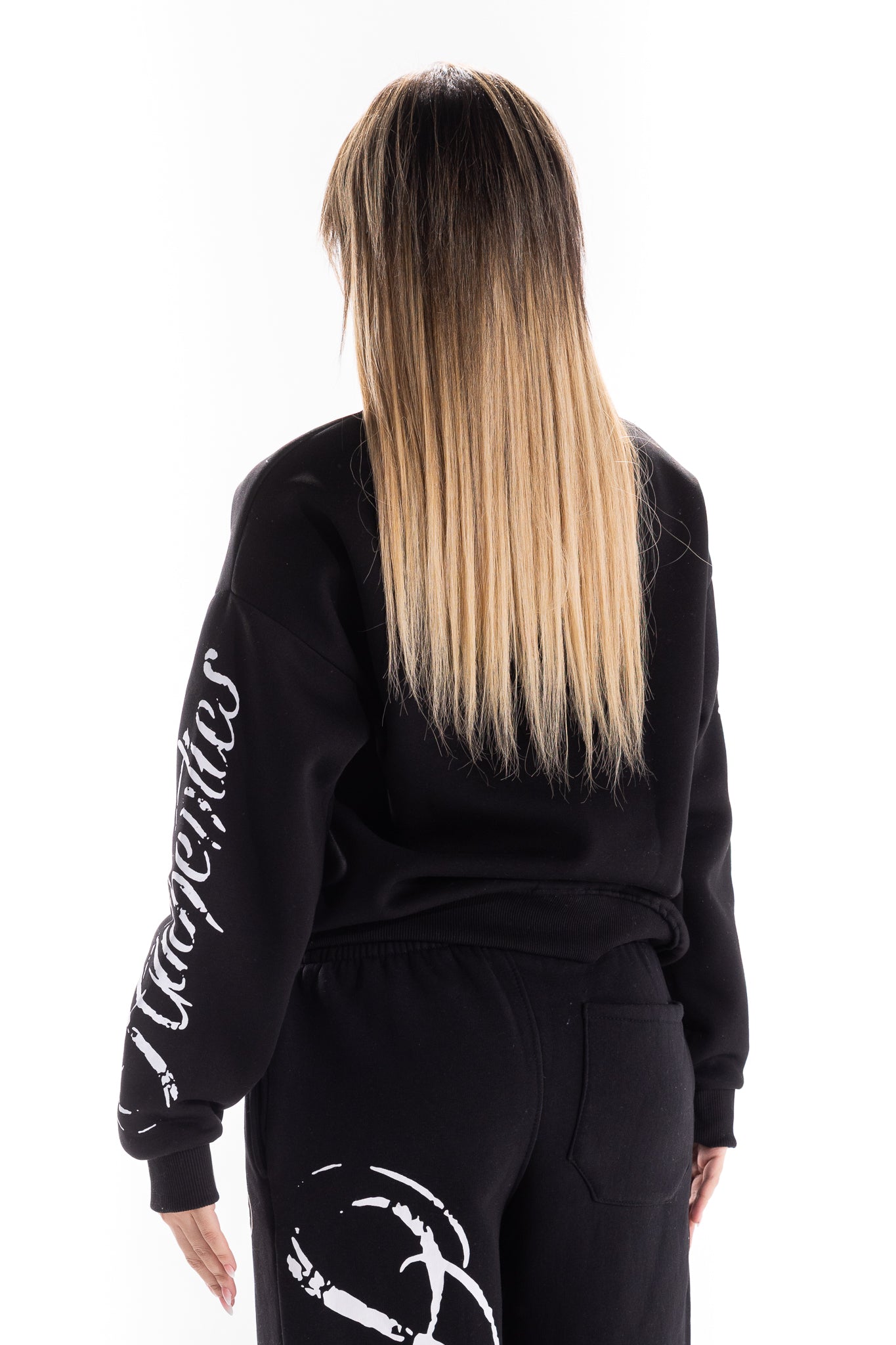 BLACK AUTHENTICS CREWNECK