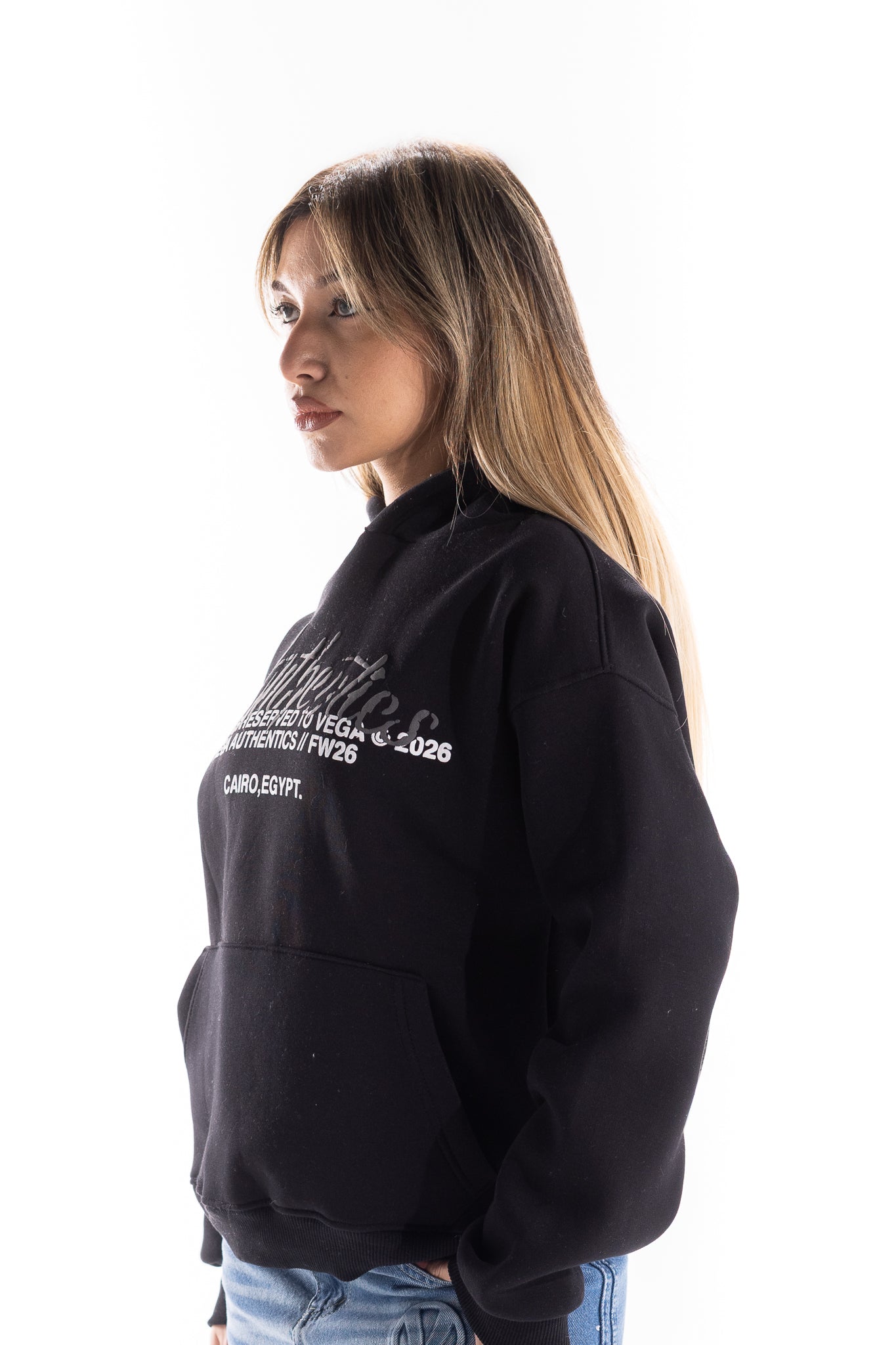 BLACK STATEMENT HOODIE