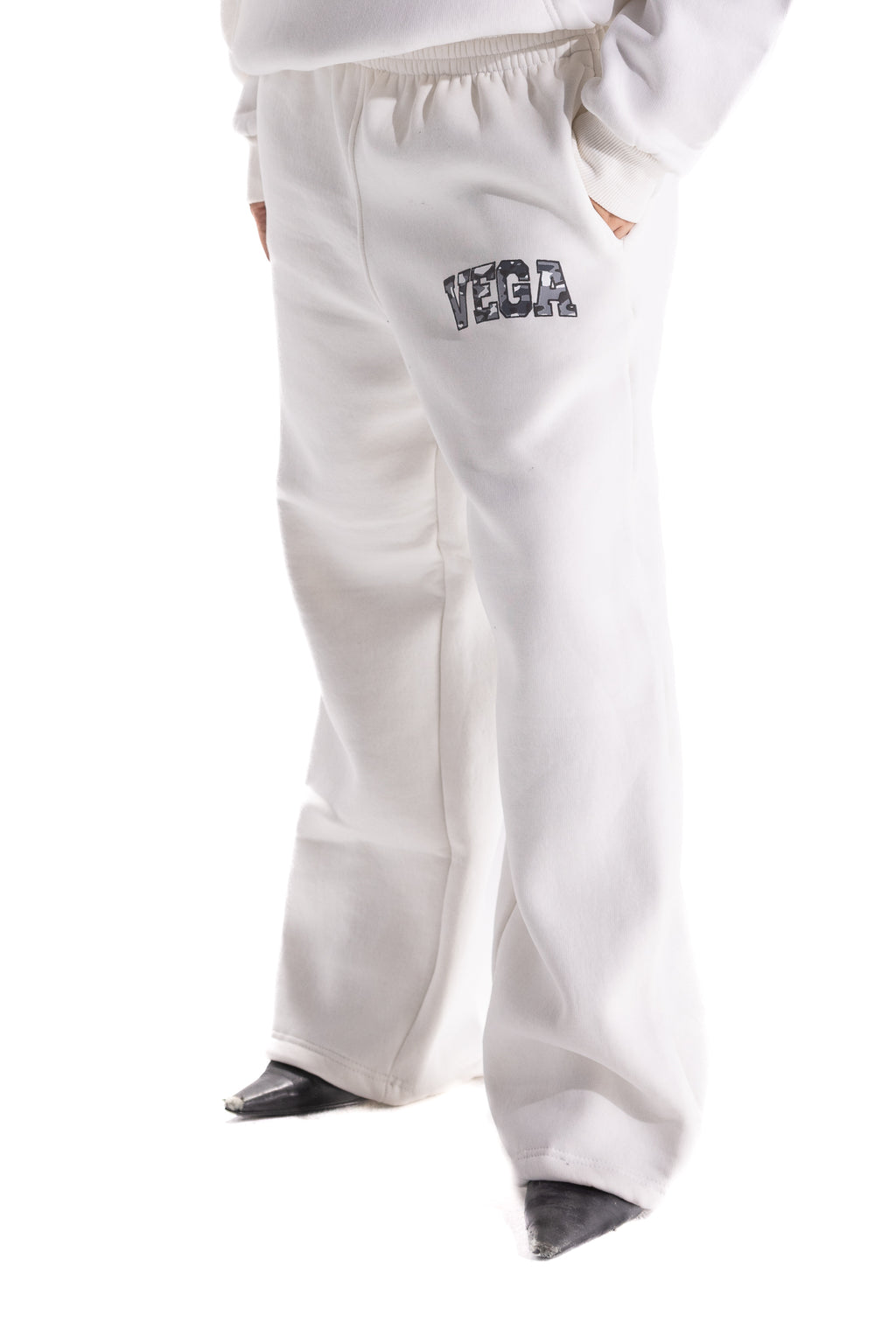 WHITE VARSITY CAMO SWEATPANTS