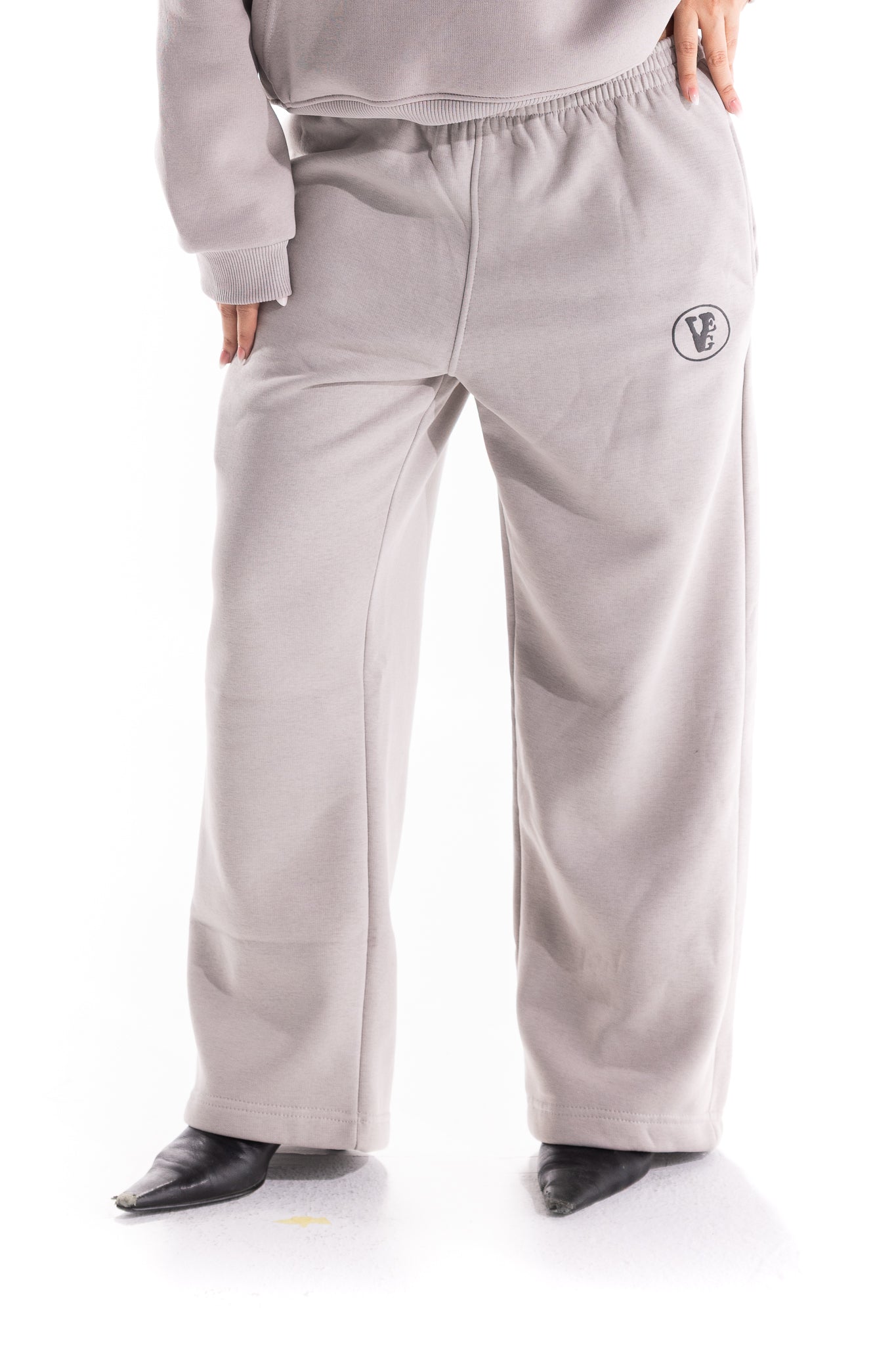 GREY BACK SCRIPT SWEATPANTS