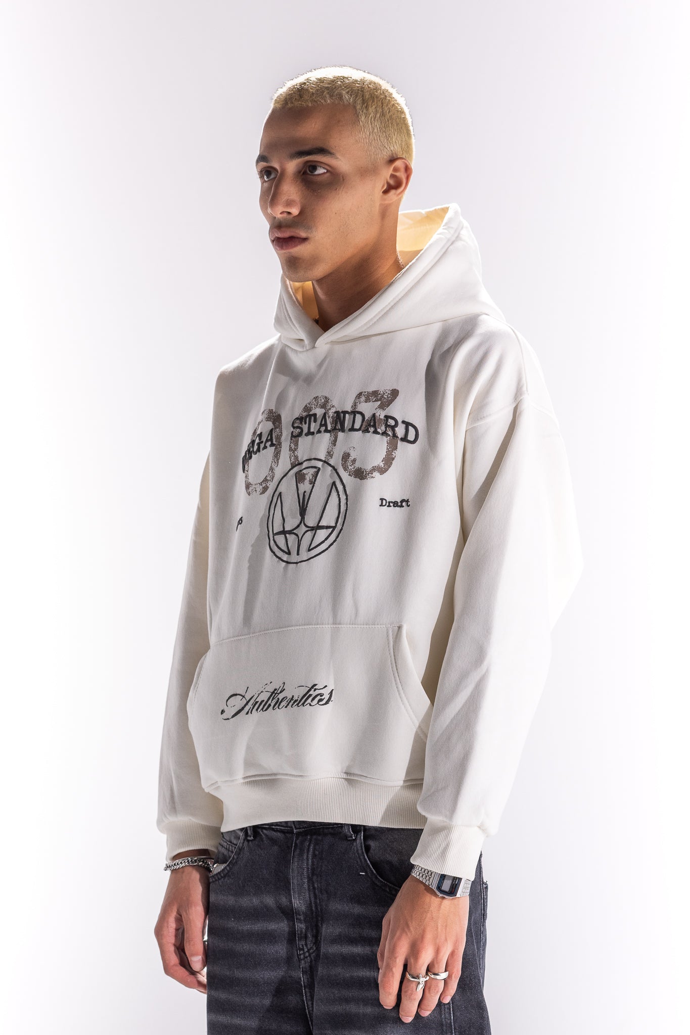 WHITE VEGA STANDARD HOODIE