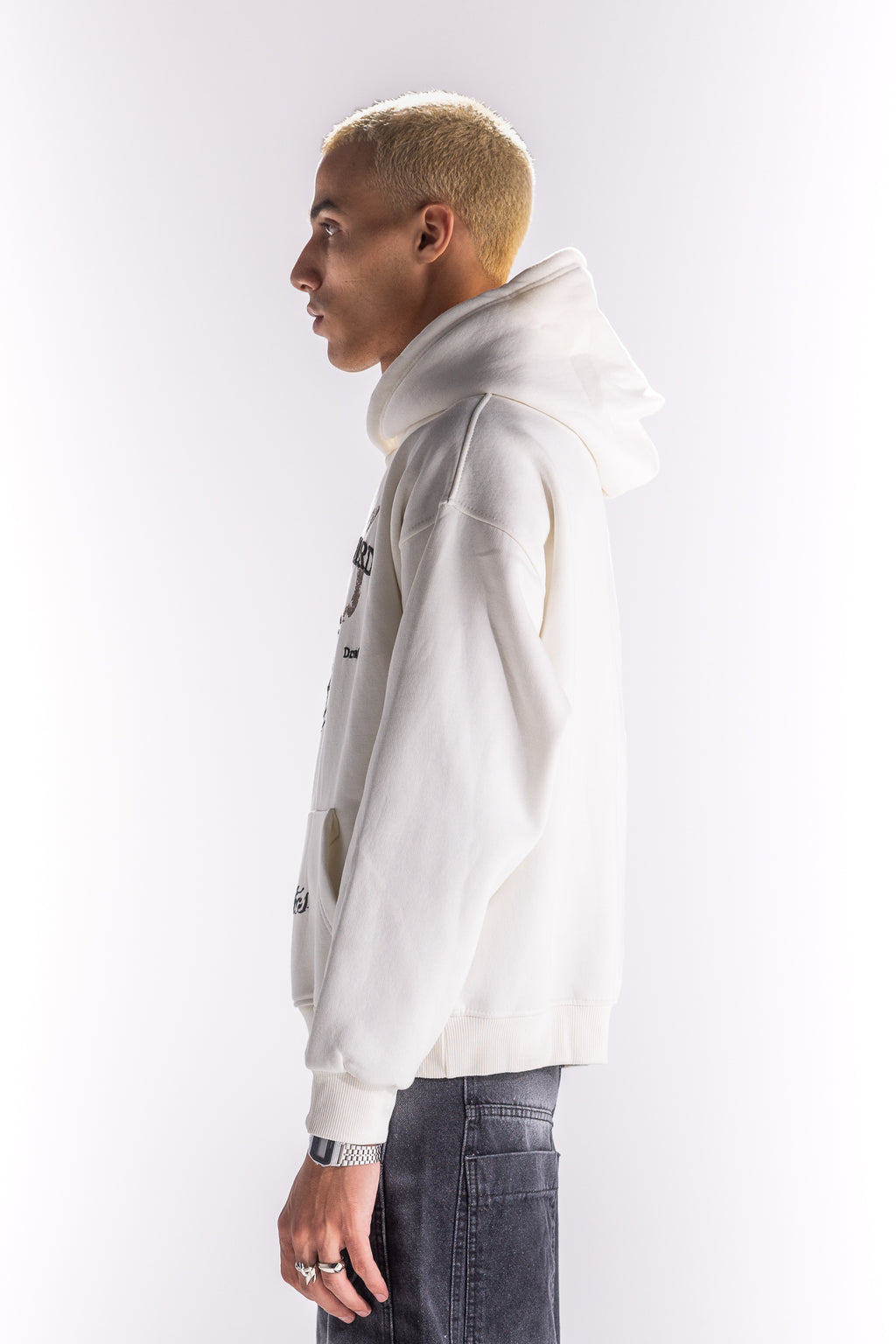WHITE VEGA STANDARD HOODIE