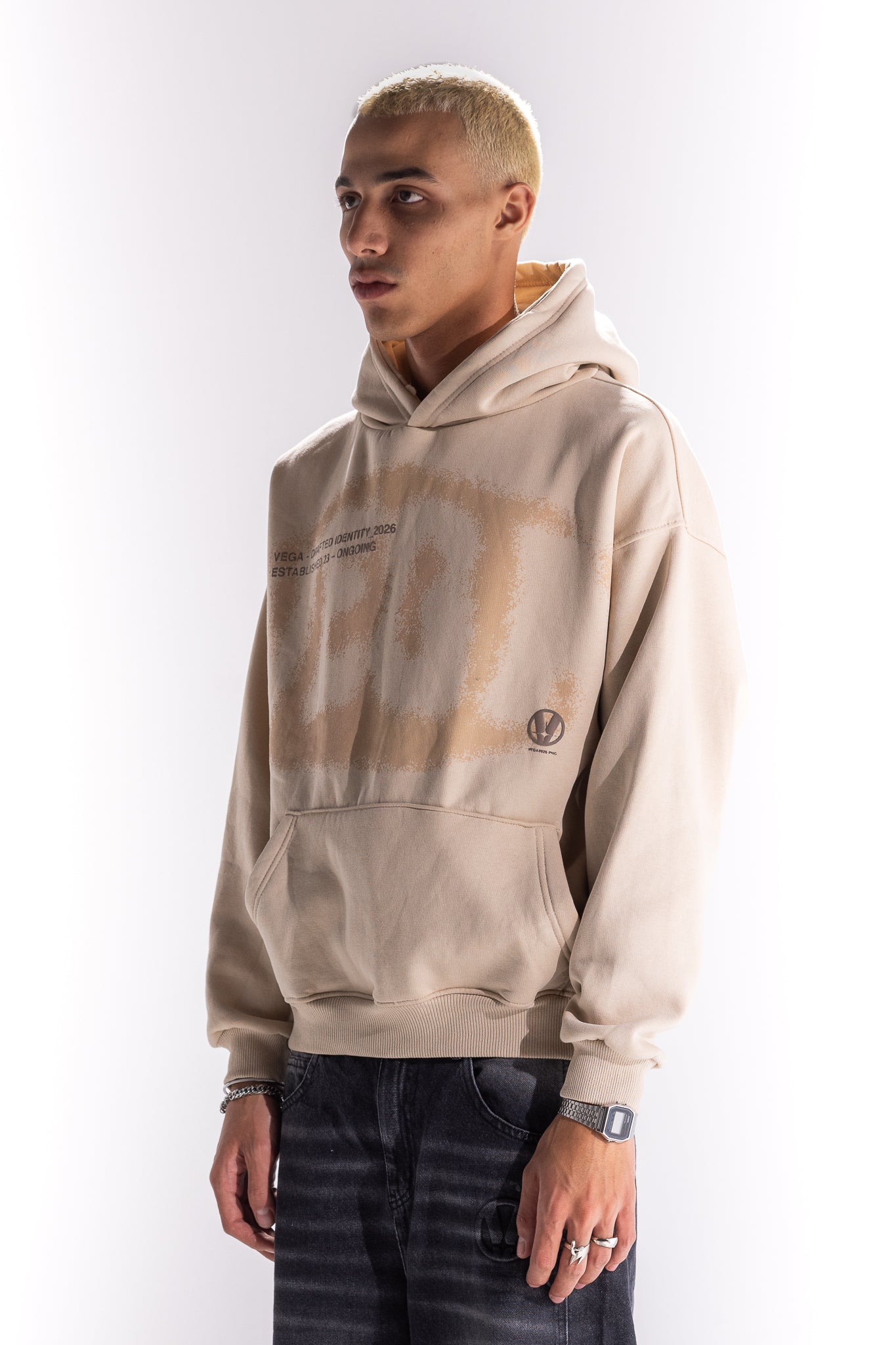 BEIGE SMOKEY HOODIE