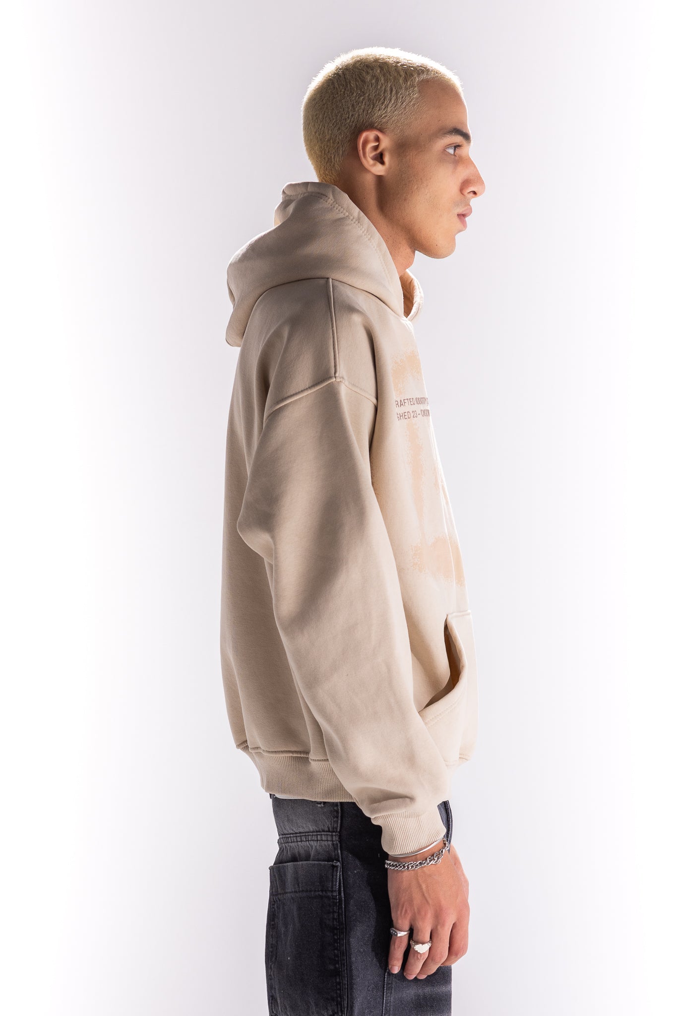 BEIGE SMOKEY HOODIE