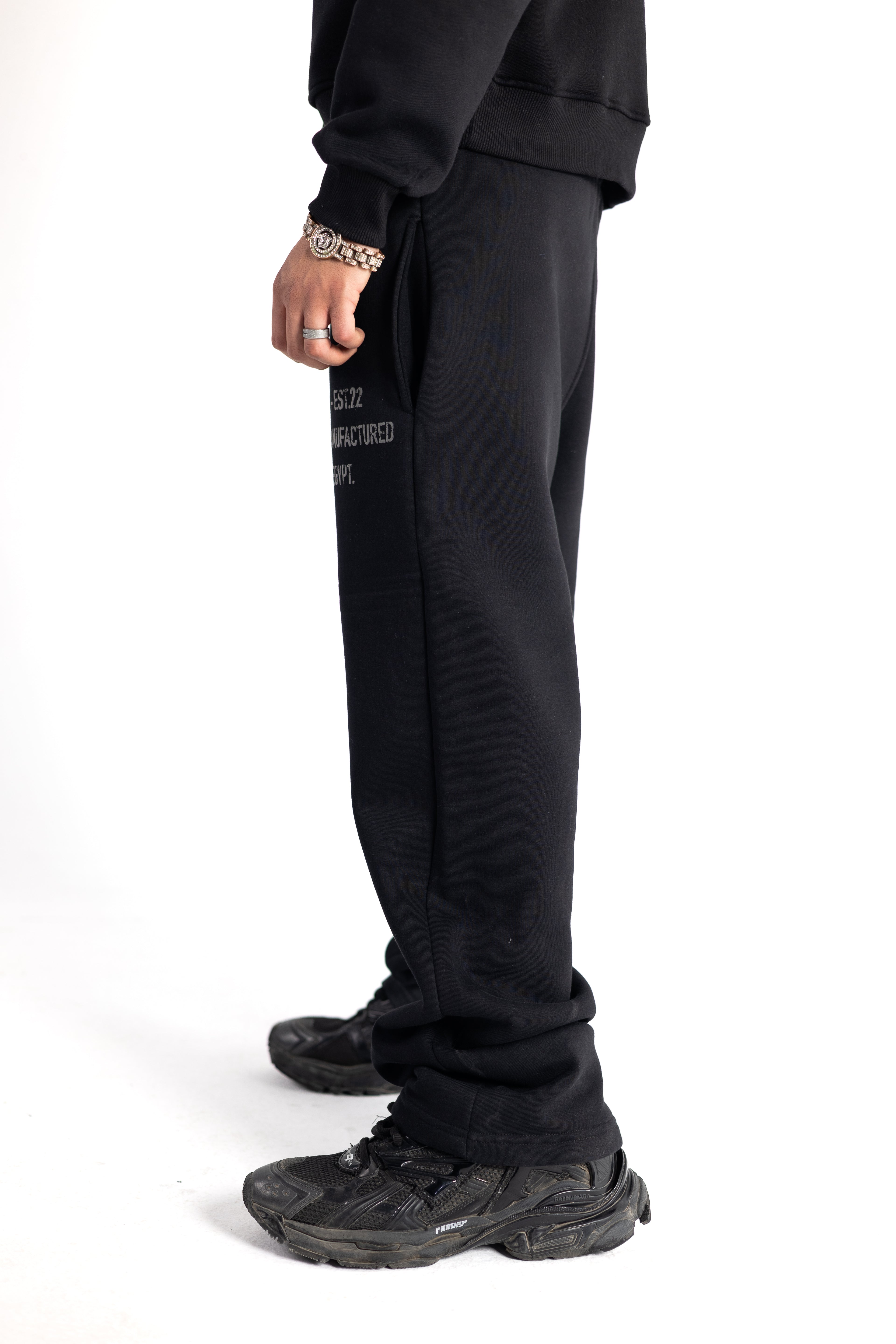 THE UTILITY SWEATPANTS