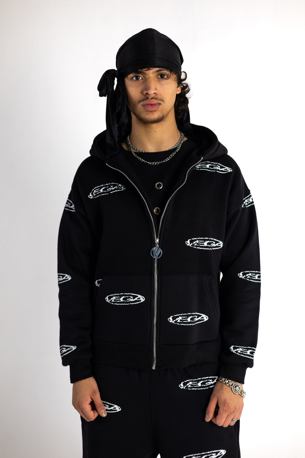 BLACK REPEAT LOGO ZIP UP