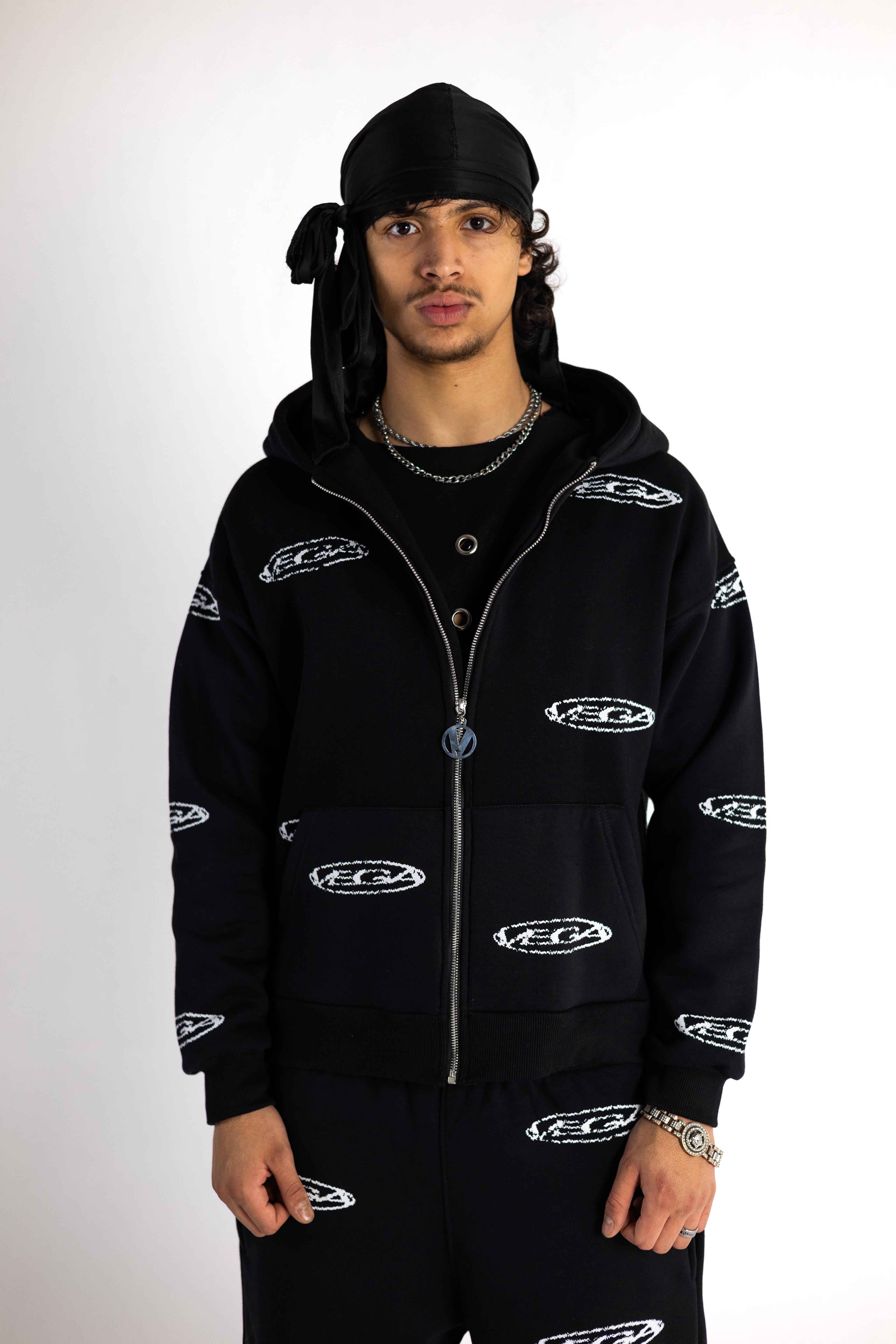 BLACK REPEAT LOGO ZIP UP